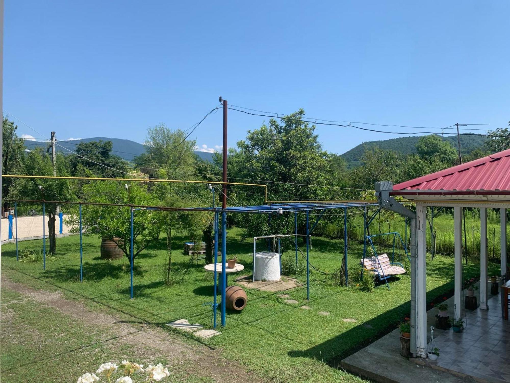 Nini'S Sweet House Hotel Matkhoji Kültér fotó